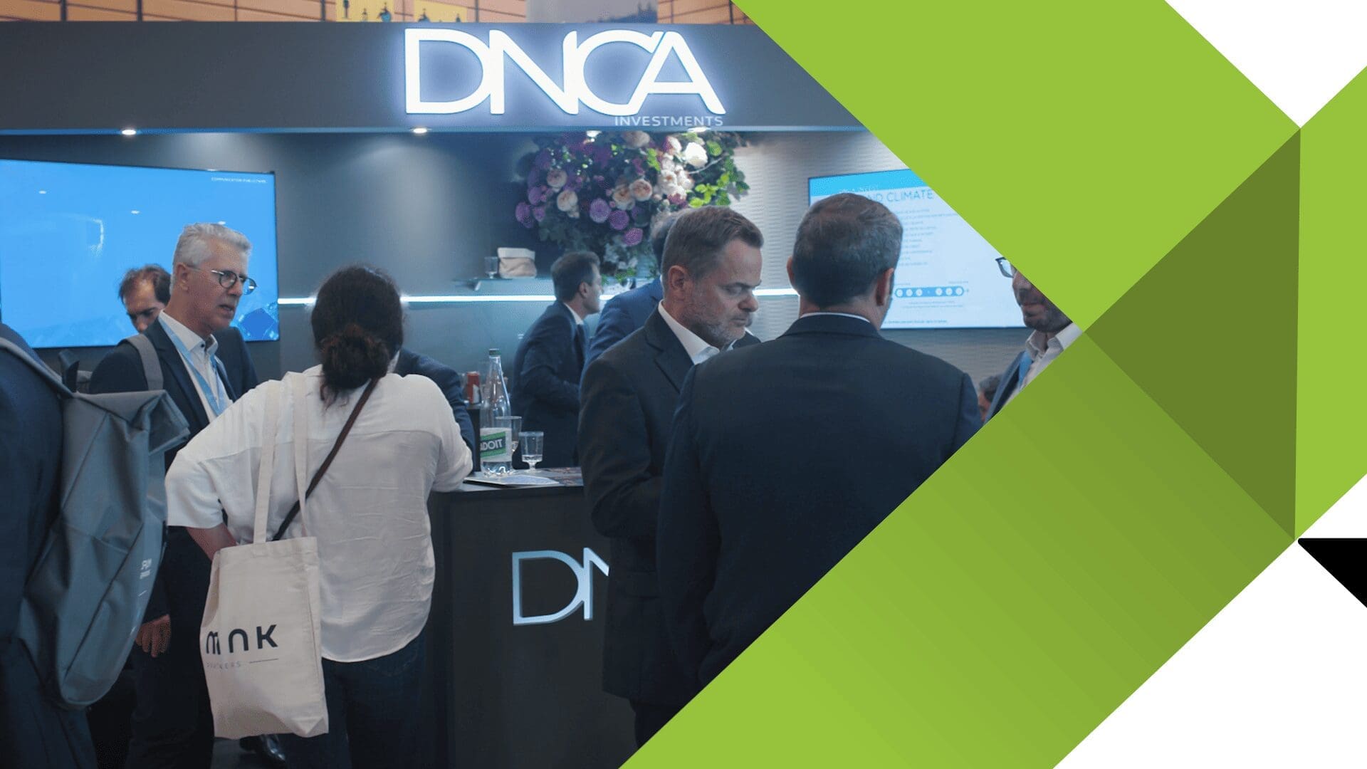 Tiny stands: big ideas in a small format